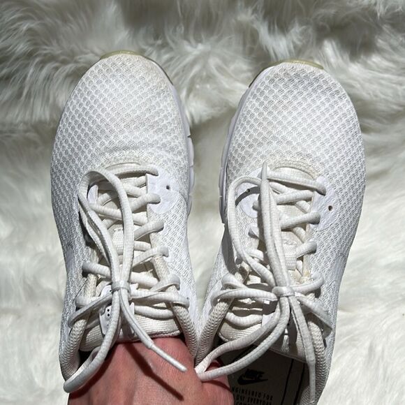 Nike Air Max Motion Size 8. B88 - Picture 3 of 7